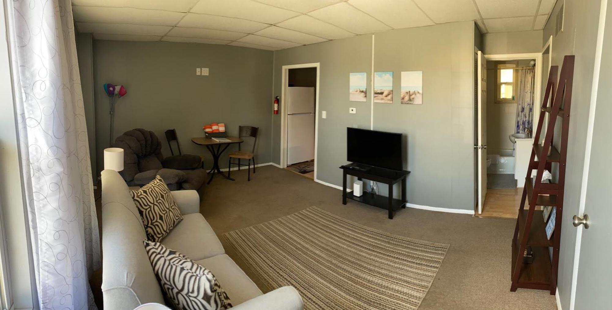 Downtown Getaway Apartment Michigan City